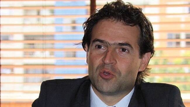 Federico Gutiérrez advirtió que el Valle de Aburrá está en alerta naranja por la calidad del aire. Foto: Colprensa