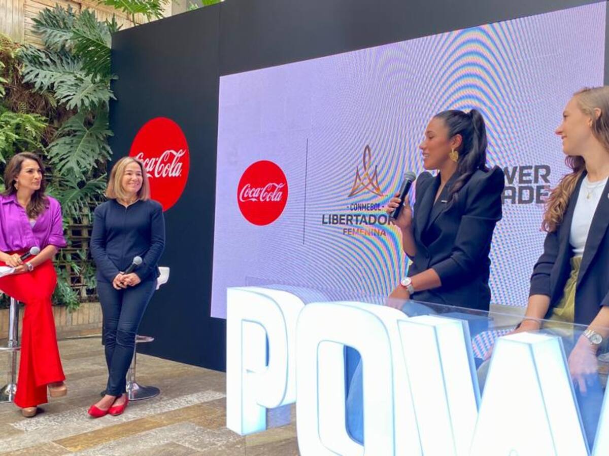 Vanessa Córdoba respondió a los que piden un arco más pequeño en el fútbol femenino