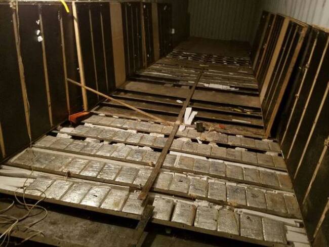 Policía incautó 220 kilos de cocaína en un parqueadero de Cartagena