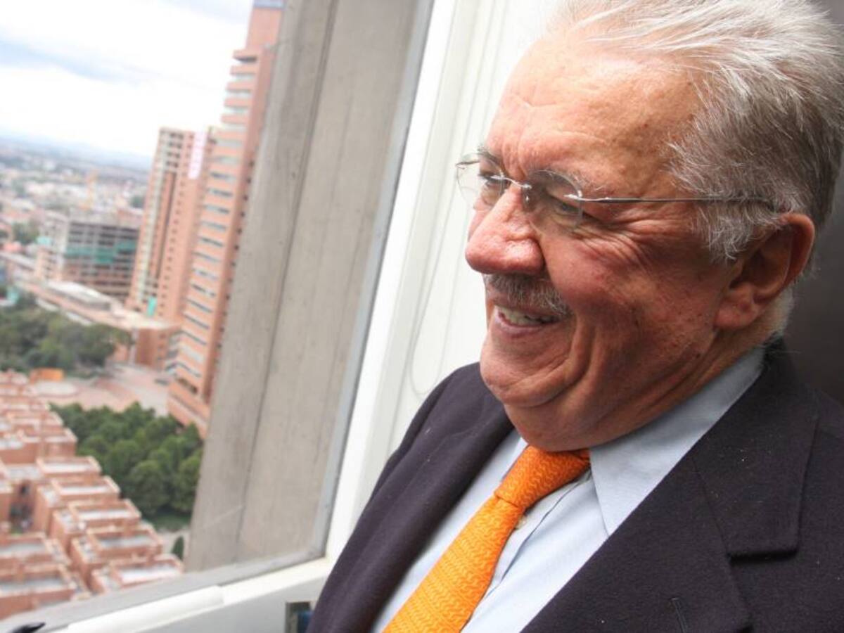 Rudolf Hommes apoyará a Petro: "no tenemos oportunidad igual para cambiar el país"