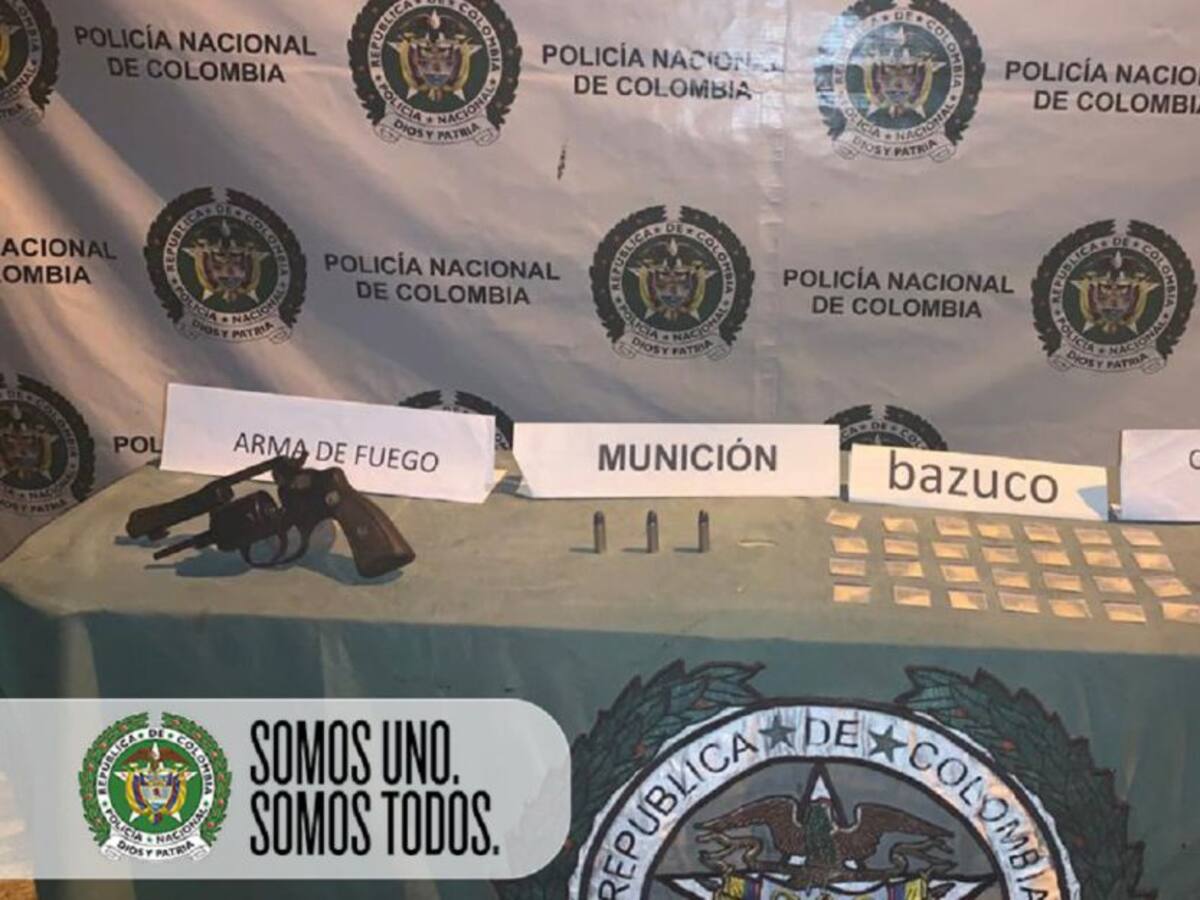 Aprehendida menor en La Dorada por llevar revólver sin licencia