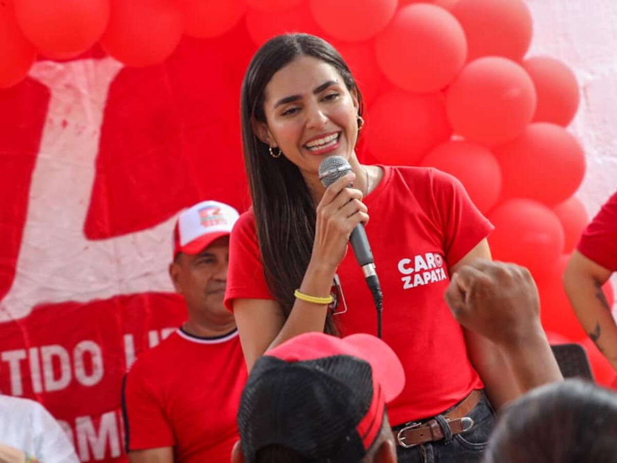 Seré una mujer con voz que representará al pueblo: Carolina Zapata