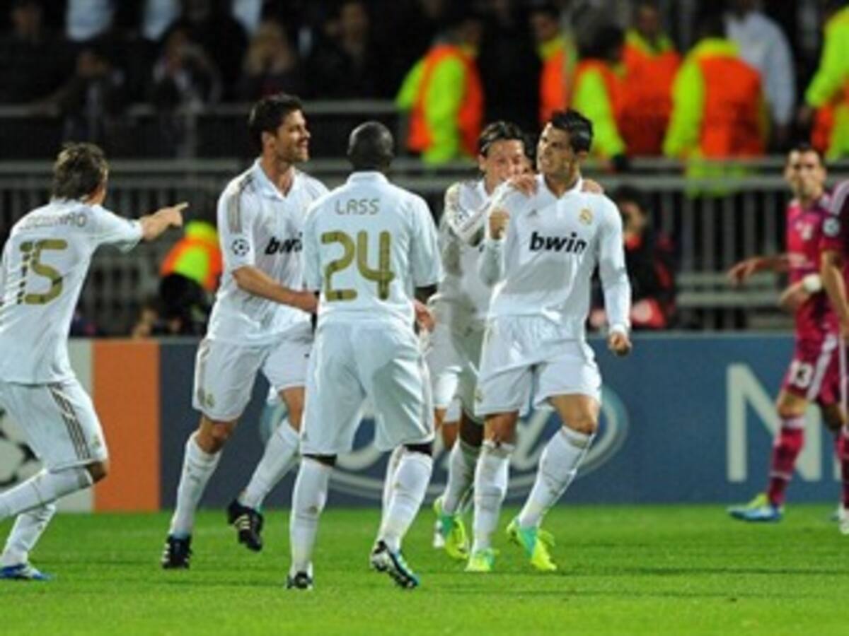 Real Madrid selló su clasificación, Bayern se acercó y Villarreal quedó eliminado en Champions