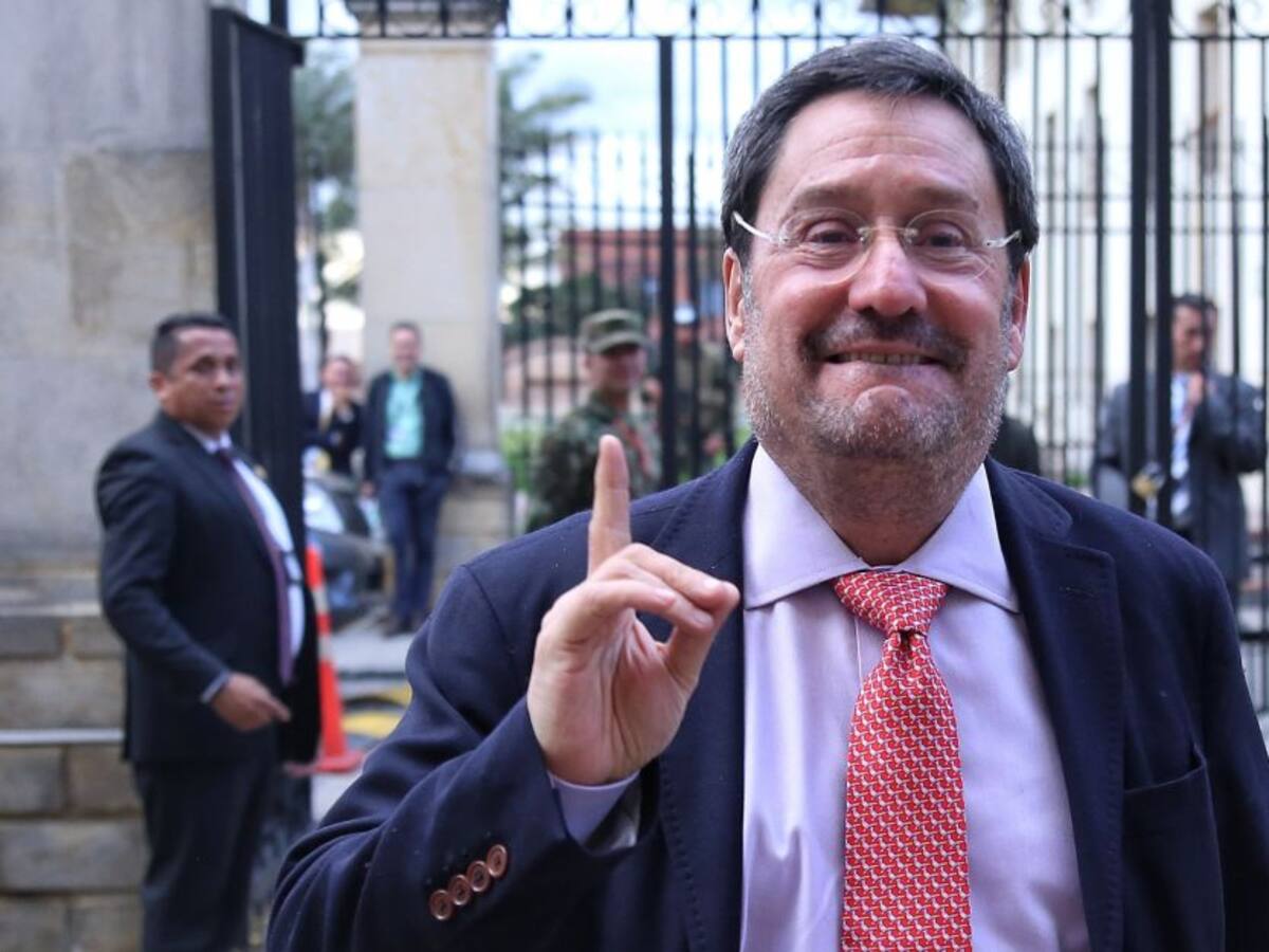 Francisco Santos desmiente supuesta reunión para favorecer campaña de Trump