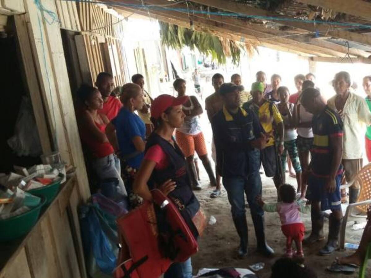 Montecristo recibe primeras ayudas después de avalancha