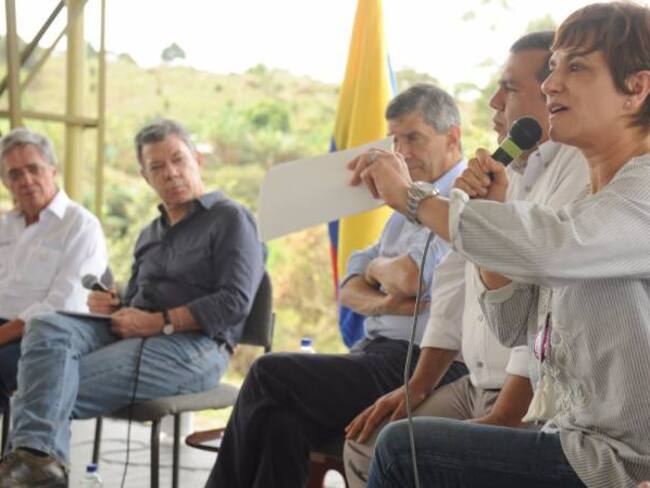 Presidente Santos dio inicio a obras del plan 50/51 para el mejoramiento de Vías Terciarias