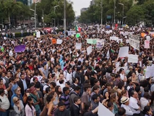 #YoSoy132 anuncia marchas contra la toma de posesión de Peña Nieto