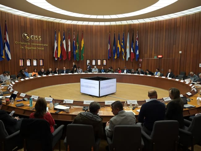 Mesa de diálogos entre el gobierno colombiano y el ELN. Cortesía