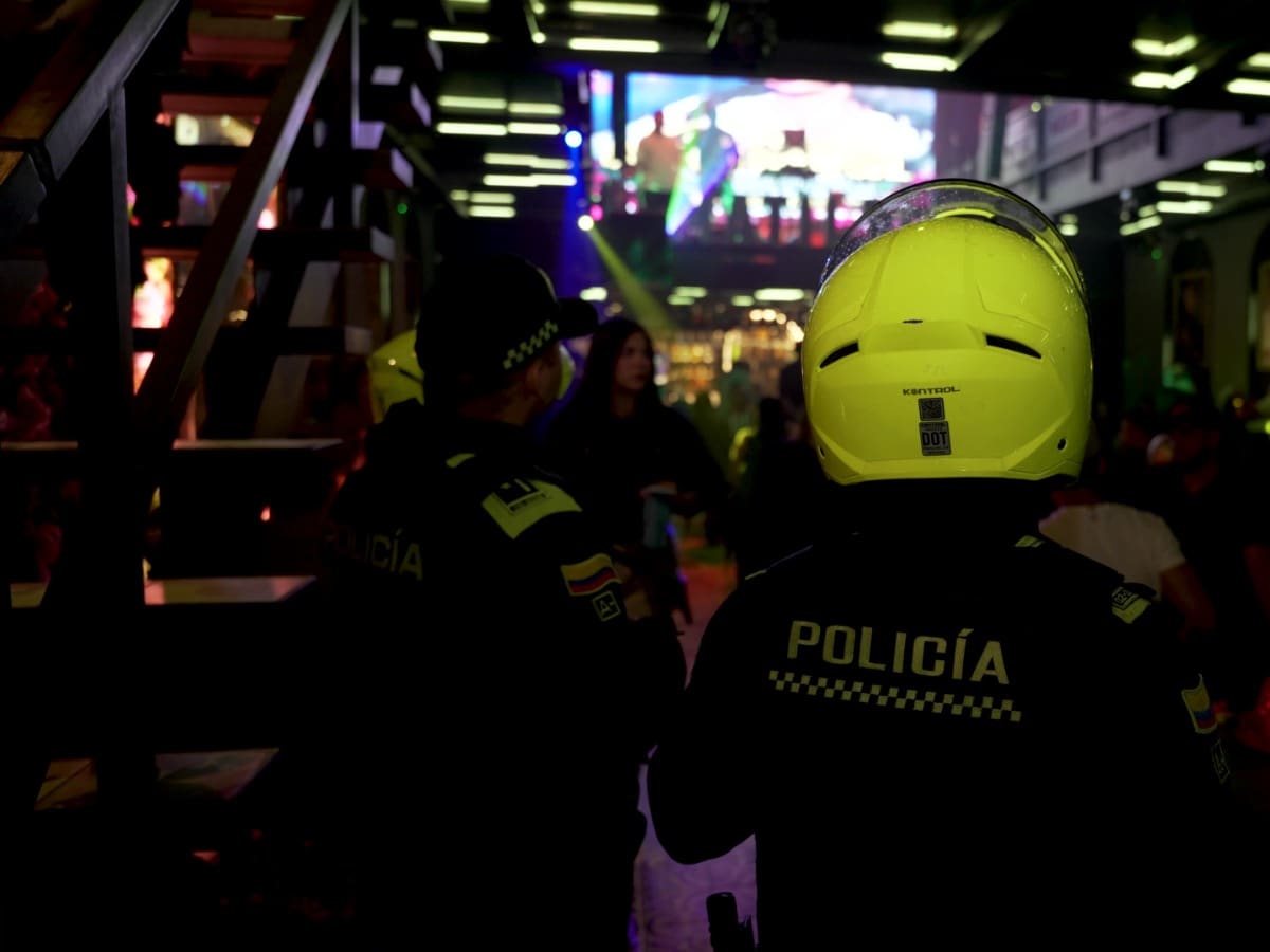 Megaoperativo deja cinco establecimientos nocturnos cerrados en Bello