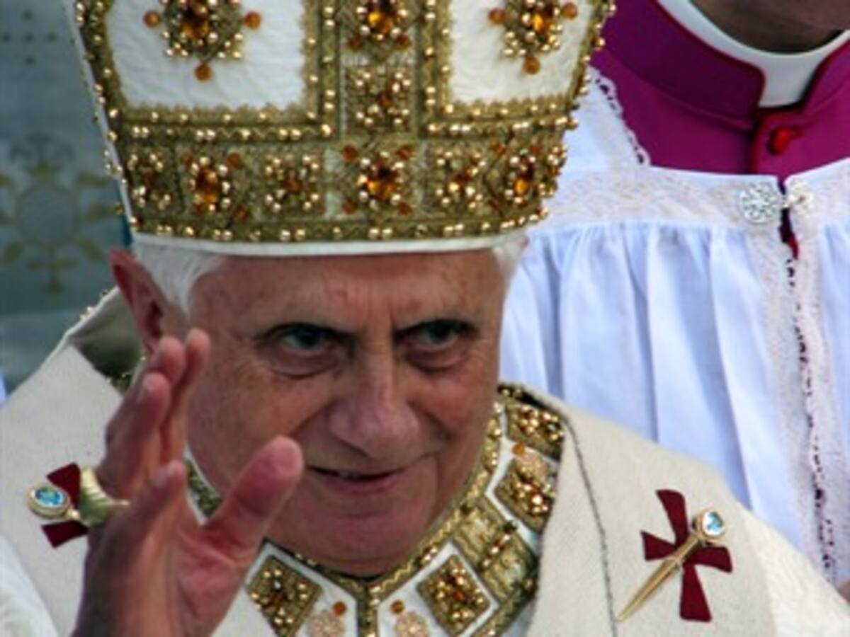 El papa dice que el Estado debe defender el matrimonio heterosexual