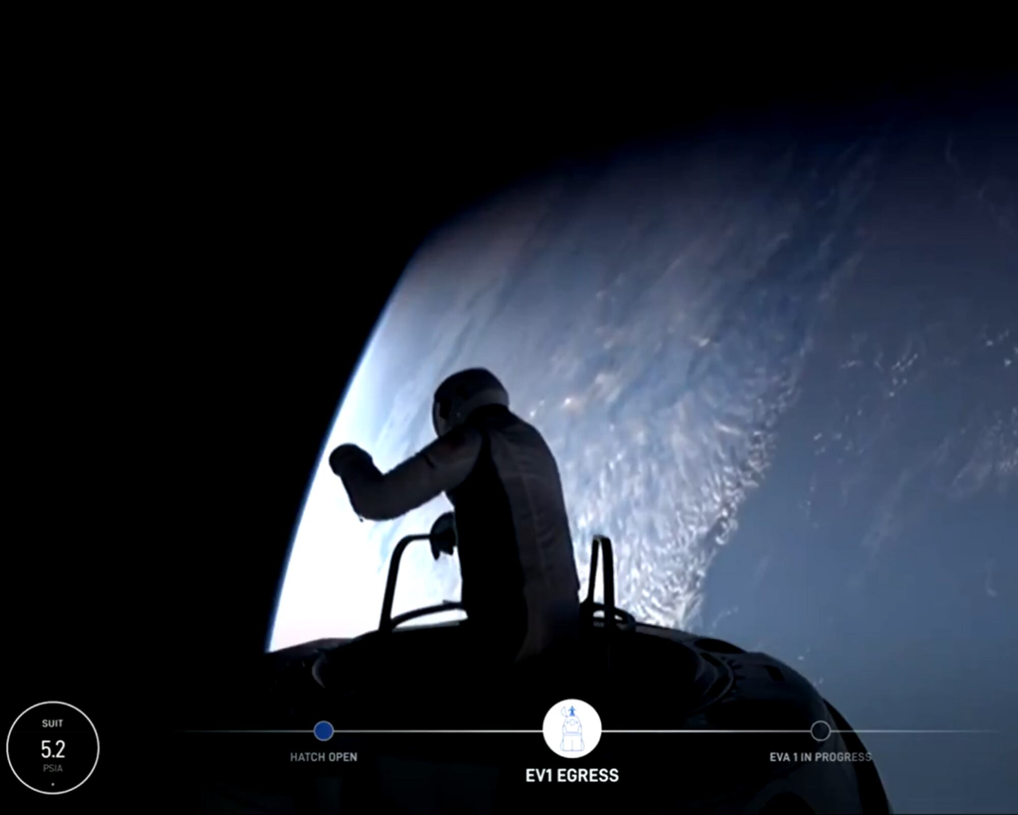 Dos personas que no son astronautas profesionales lograron de manera exitosa hacer una caminata espacial a 1.400 km de la superficie terrestre. 
(Foto: Cortesía SpaceX)