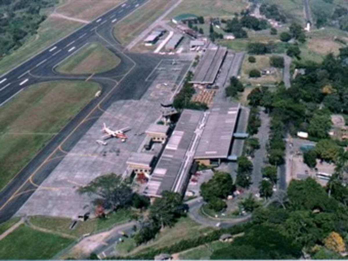 Empezó la construcción del primer Centro de Gestión Aeronáutica Regional del país
