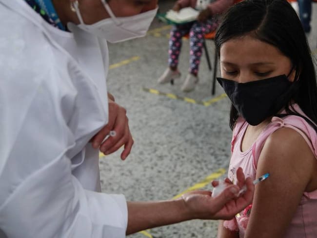 Vacunación by Colprensa 