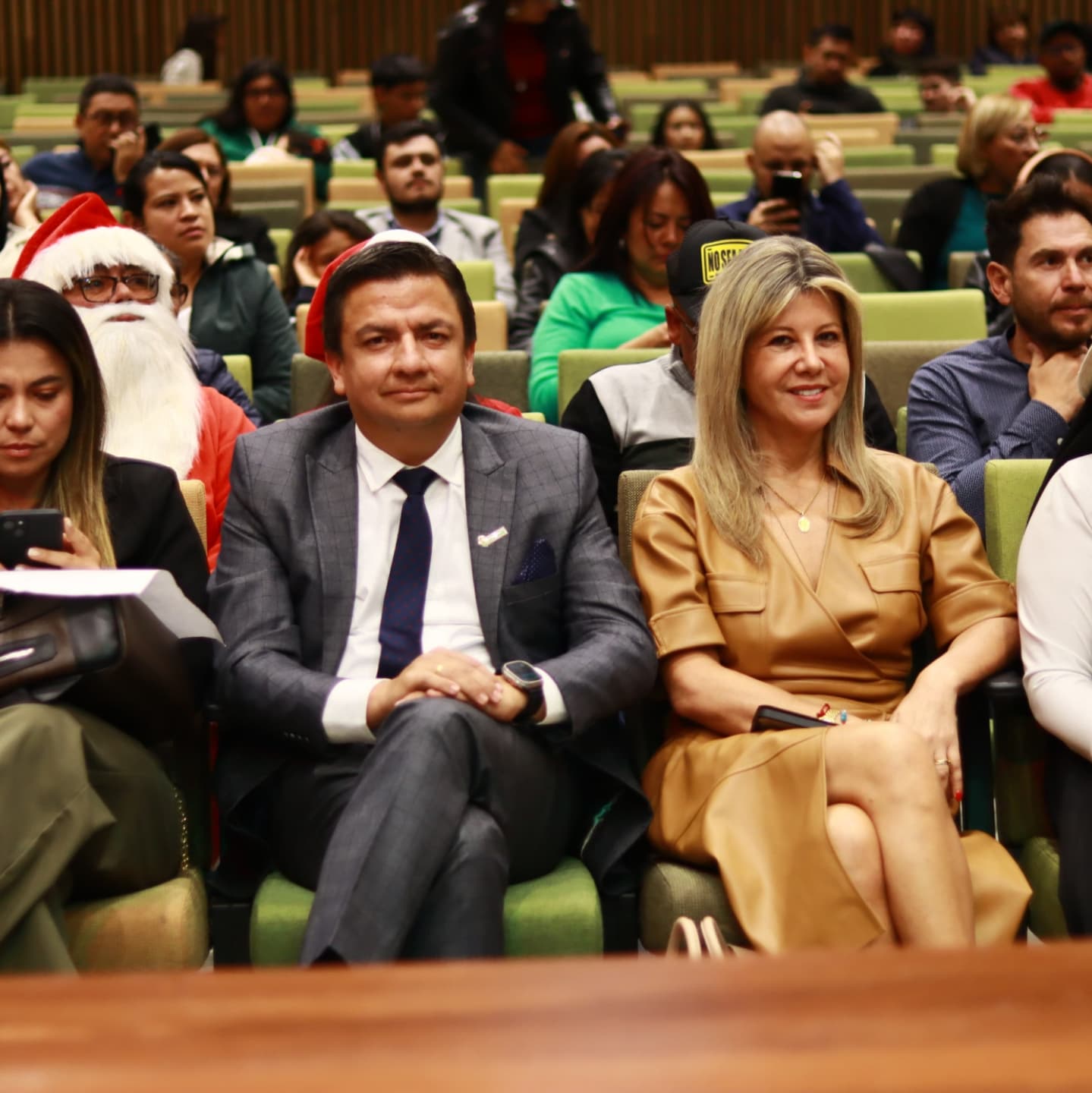 Loterías de Cundinamarca y Boyacá anuncian el Sorteo Extraordinario de Navidad 2024, con un premio mayor de 60 millones de pesos y una colaboración que promete fortalecer las transferencias al sector salud.