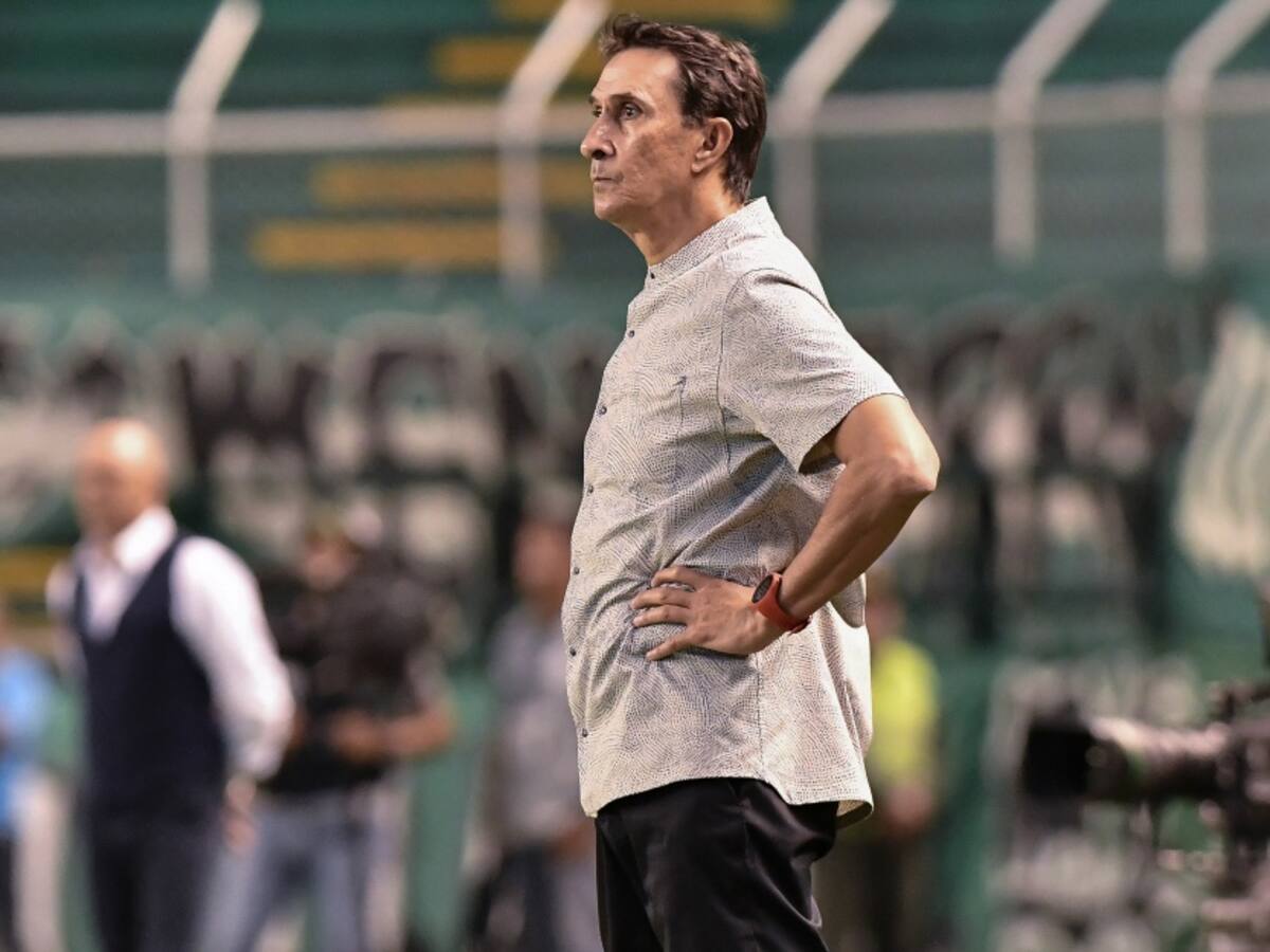 Alexandre Guimaraes habló de los refuerzos que necesita Nacional para 2021