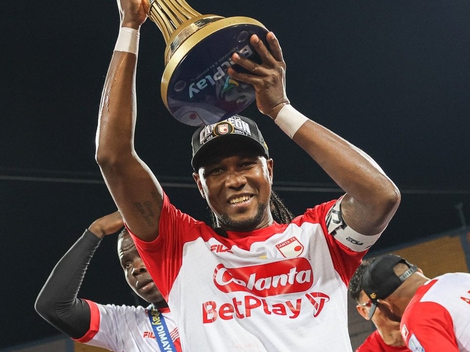 Hugo Rodallega, capitán y figura de Santa Fe /  @Santafe.