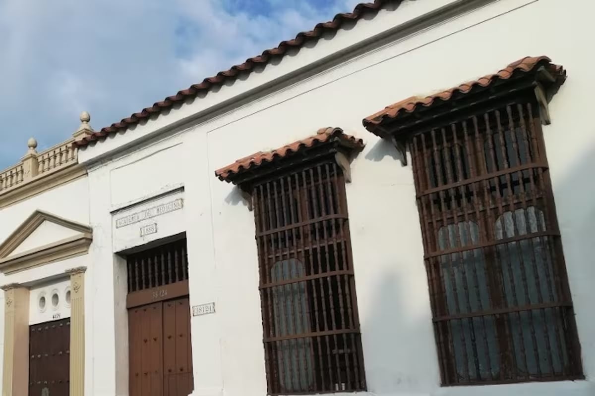 Academia de medicina. // Colprensa