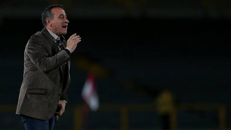 Sanguinetti: "Está claro a lo que intenta jugar Santa Fe"