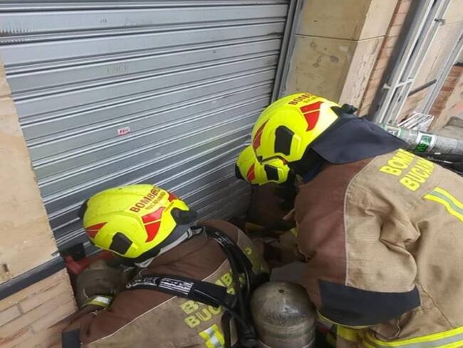 Freidora de aceite por poco genera incendio en una fábrica de empanadas