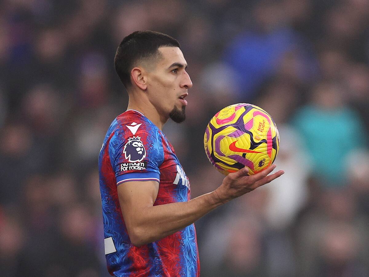 Daniel Muñoz: los dos premios que podría ganar con Crystal Palace empezando el año