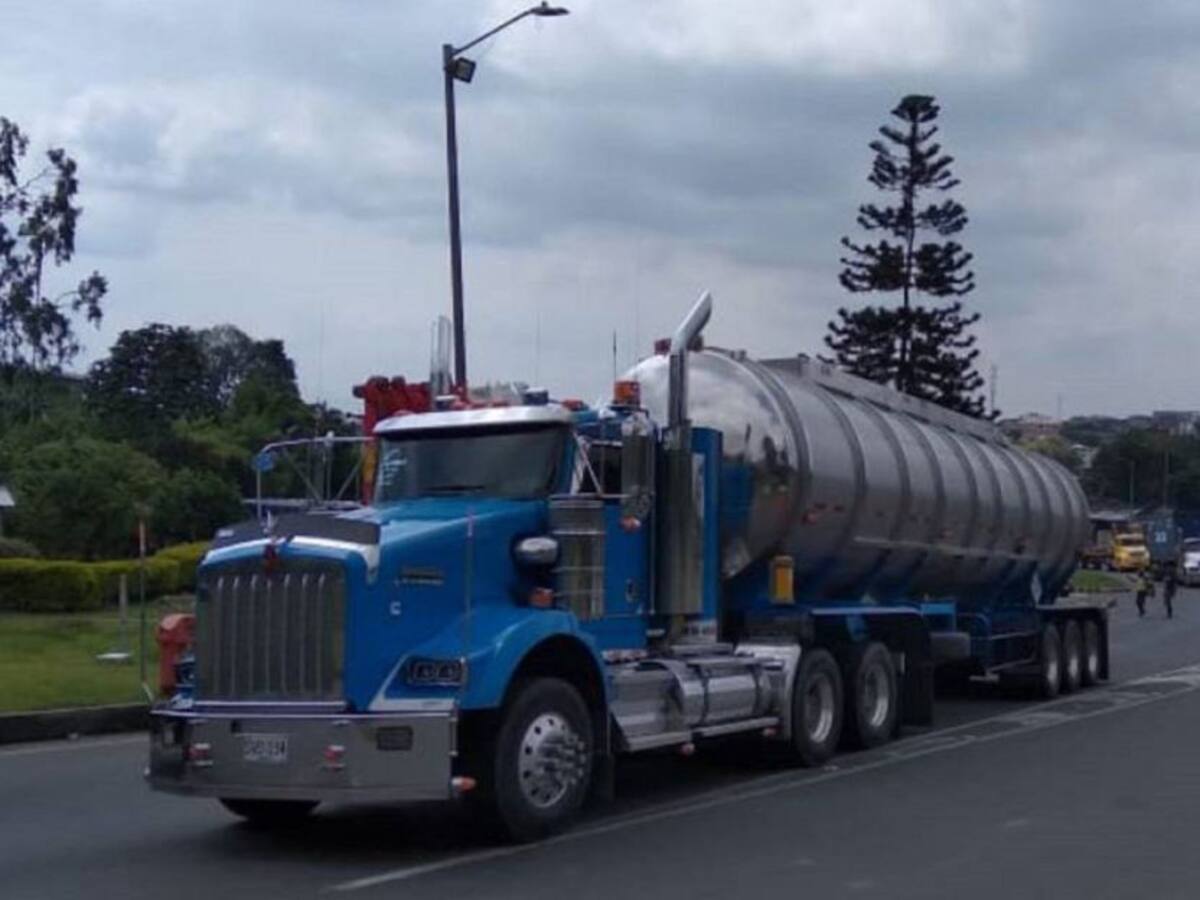 Vehículos de carga podrán transitar por la vía la Línea hasta el 7 de enero