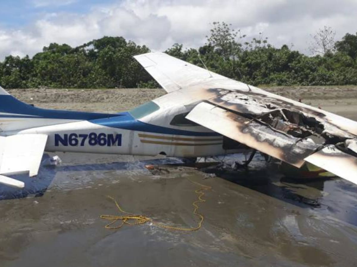 Fuerza aérea destruyó avioneta que estaba violando el espacio aéreo en el pacífico