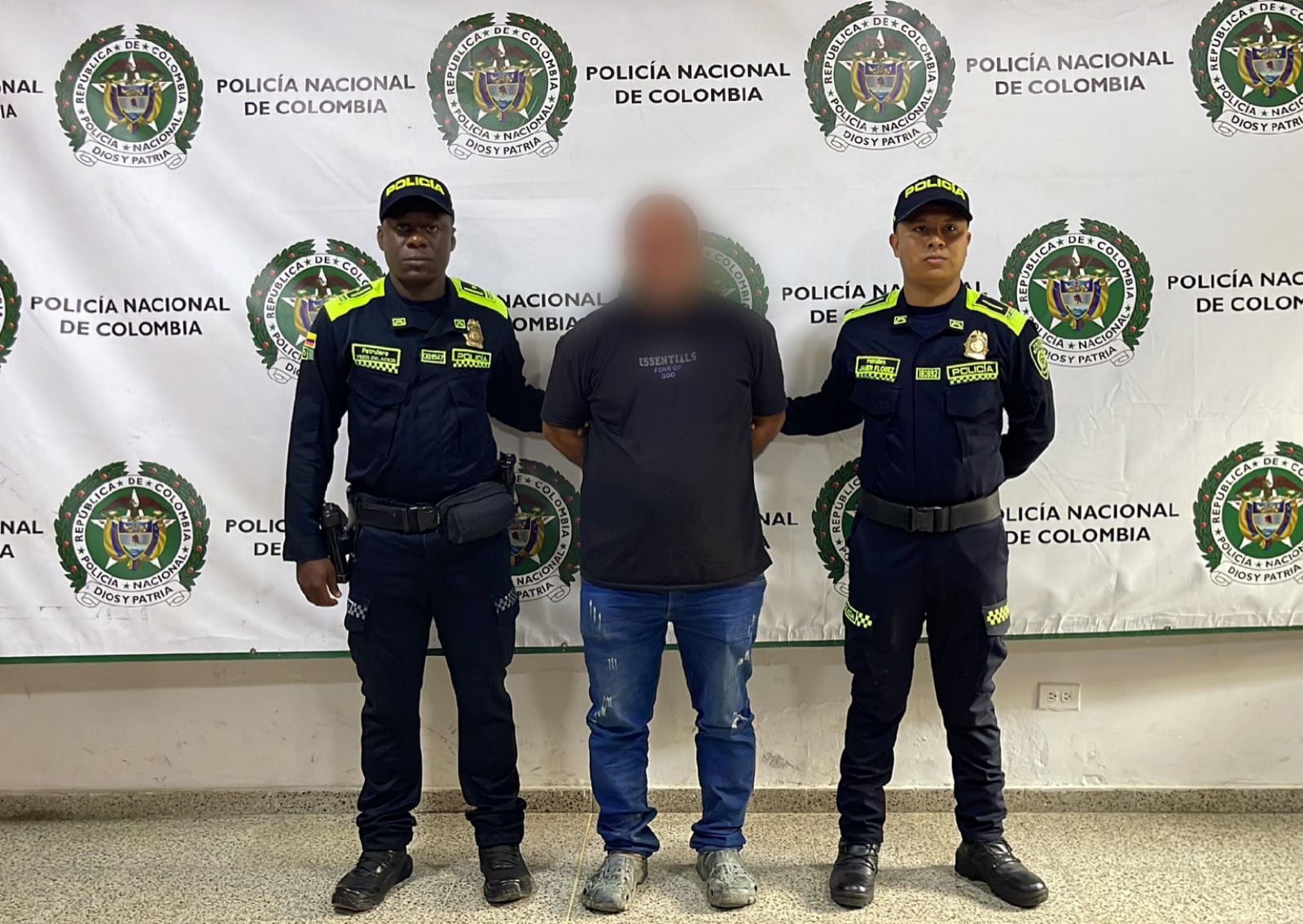 Capturado en Turbo señalado de atacar con arma blanca a su pareja cuando ella era menor de edad - foto policía Urabá
