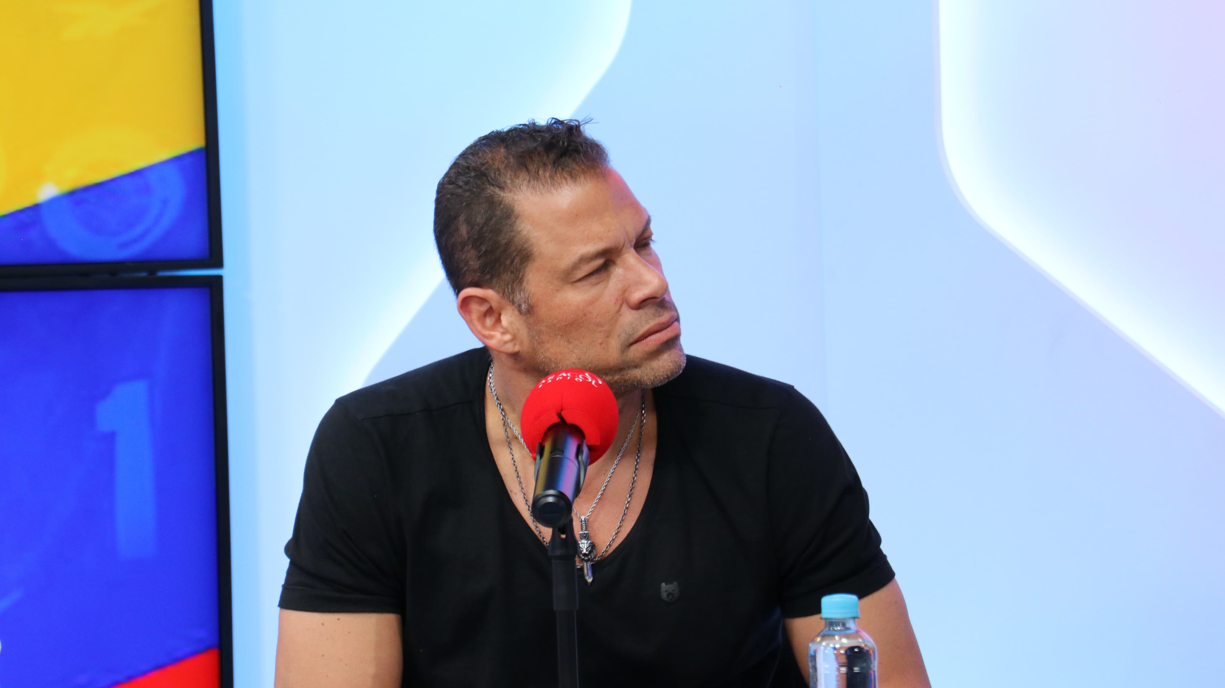 Óscar Córdoba en 'Sin Anestesia' de La Luciérnaga. / Foto: Caracol Radio