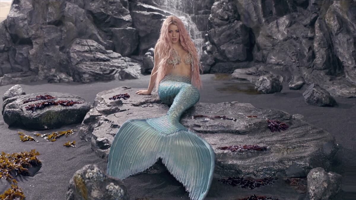 Shakira en su nueva canción 'Copa Vacía'