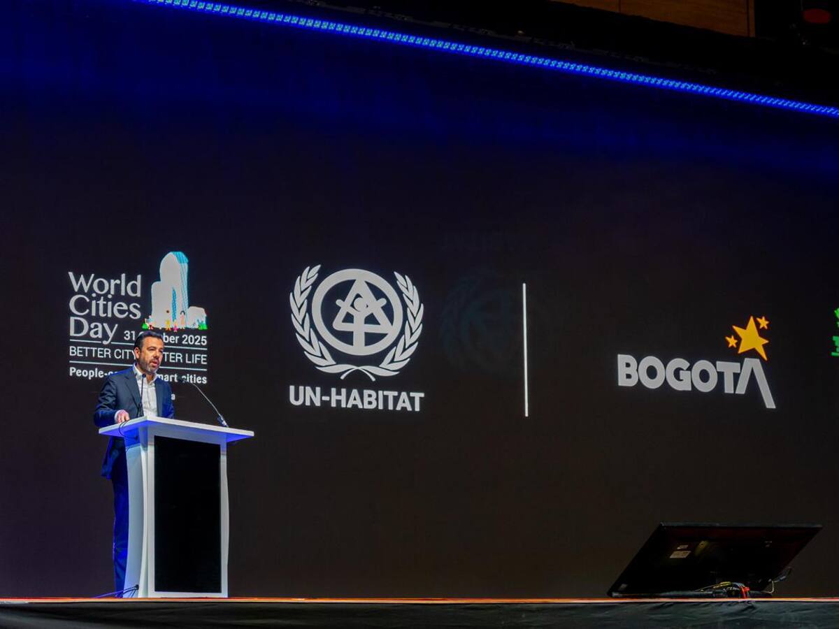 Bogotá abre el Día Mundial de las Ciudades: “La ciudad avanza, pero faltan recursos”, dice Galán