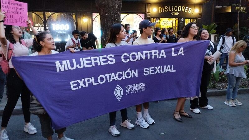 Plantón contra explotación sexual en Medellín- foto Caracol Radio