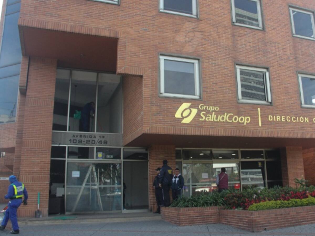 Ordenan arresto del representante legal de Cafesalud por desacato