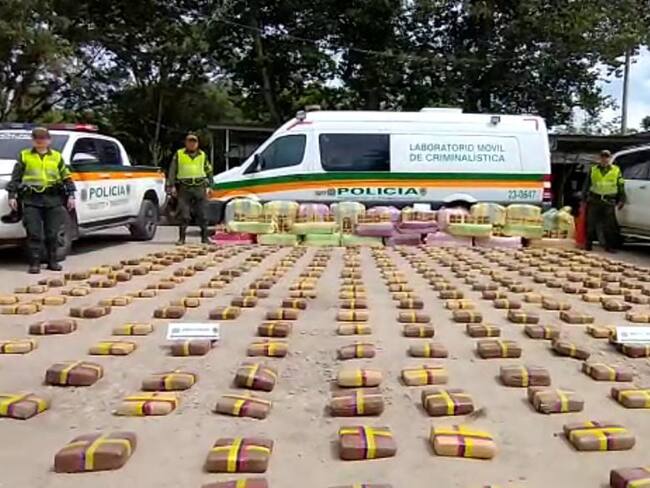 Incautan dos toneladas de marihuana. Foto Policía Huila.