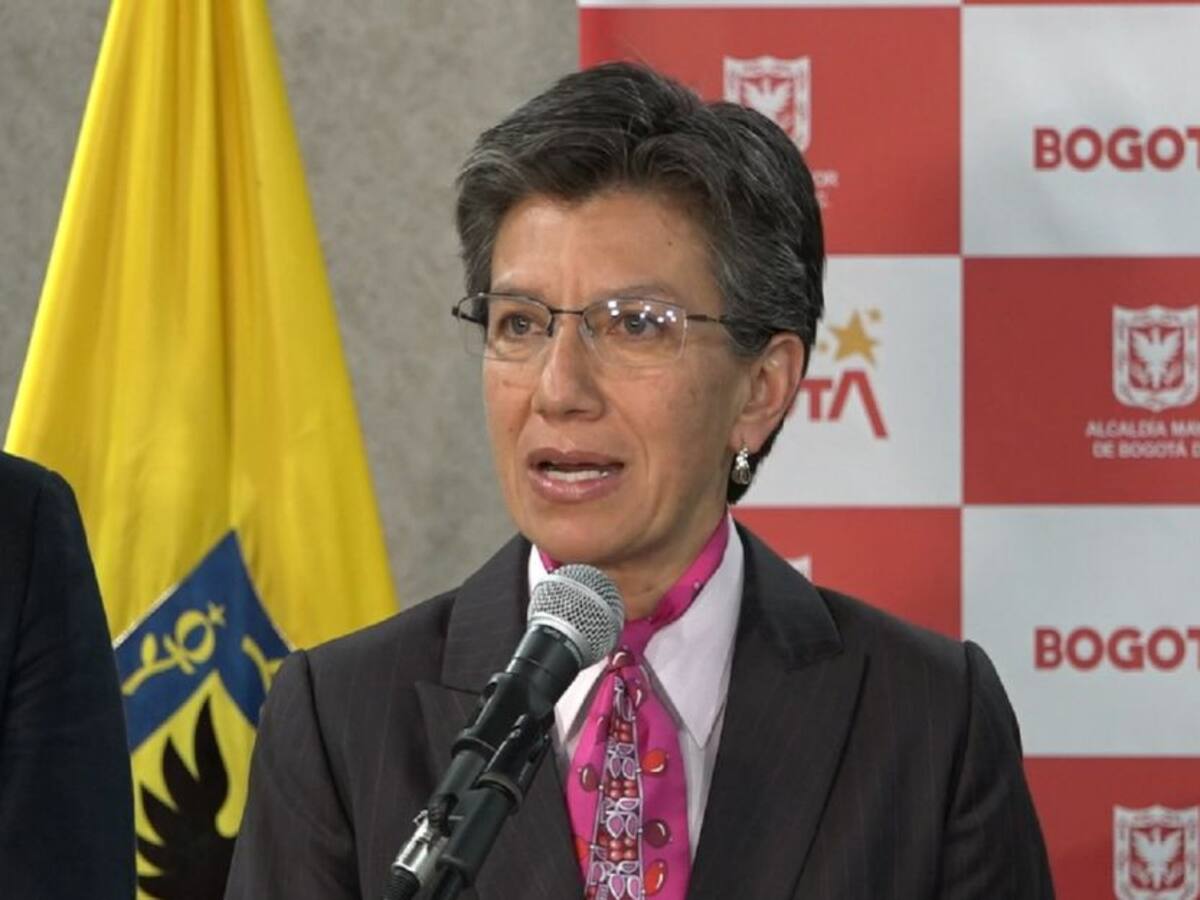 Tras noche de vandalismo, Claudia López dice que diálogo funcionó