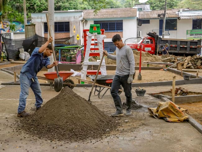 San Bernardo estrena transformación: avanzan obras en su parque principal con apoyo comunitario