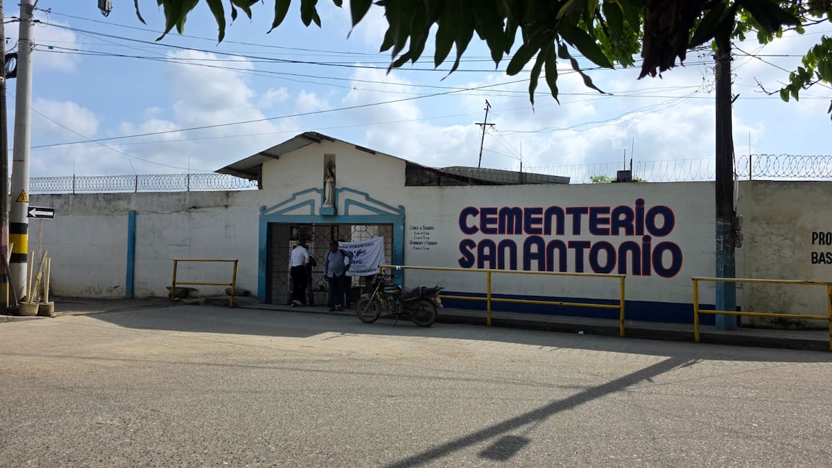 Unidad de Búsqueda recuperó más de 10 cuerpos de personas no identificadas en cementerio de Montería