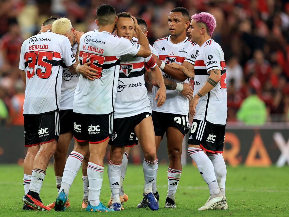 Sin James Rodríguez, Sao Paulo toma ventaja ante Flamengo en la final de la Copa de Brasil