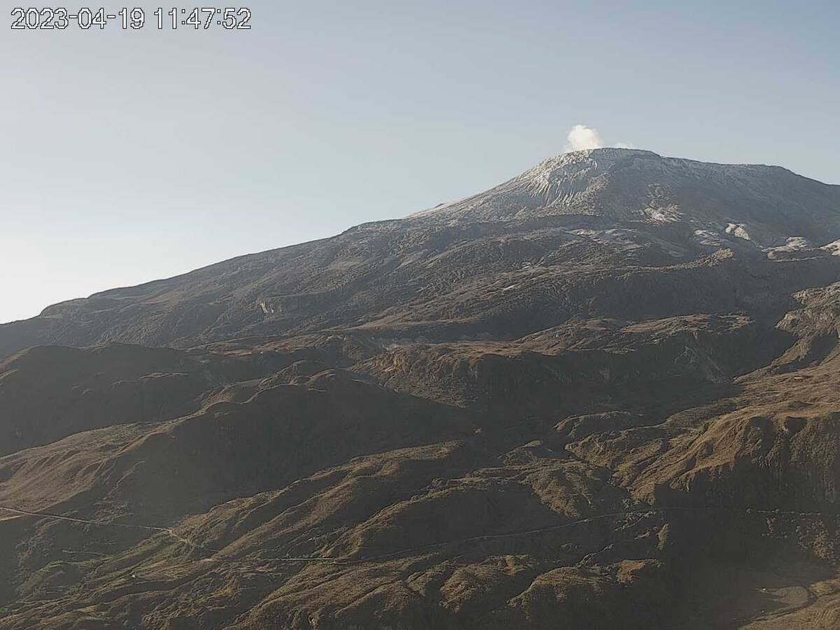 El Volcán Nevado del Ruiz sigue presentando anomalías en su temperatura