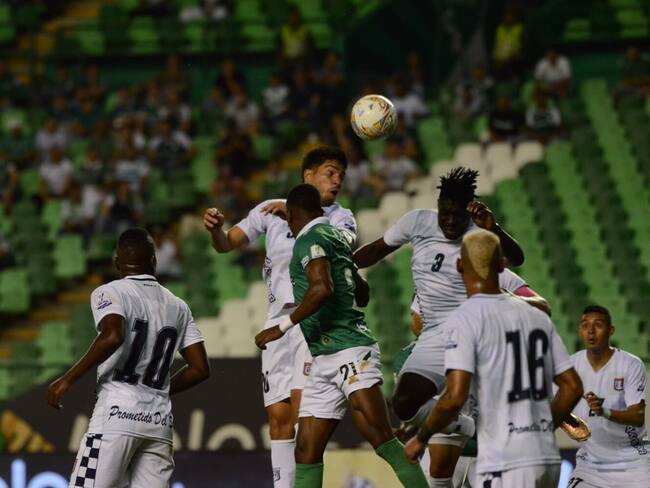 El partido en el estadio La Independencia de Tunja definirá la suerte del Deportivo Cali / Colprensa.