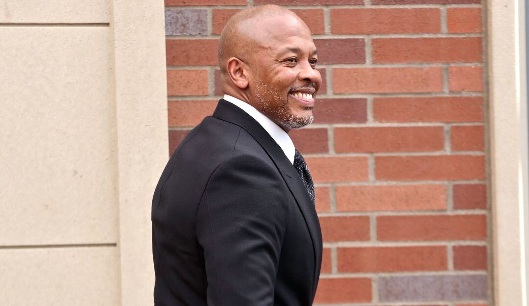 Dr Dre está hospitalizado