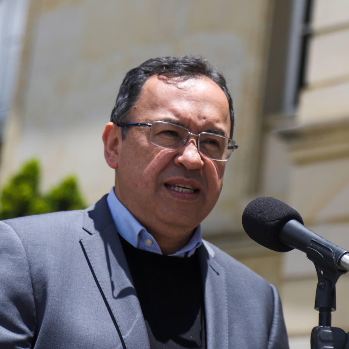 Hay que corregir esos ‘papayazos’ que damos: Alfonso Prada tras 100 días de Gobierno