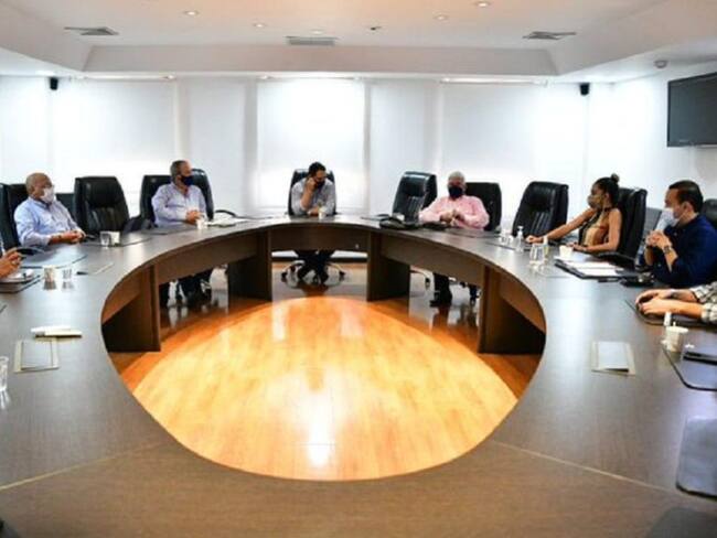 En 'Papi Quiero Piña' se construirá terminal satélite