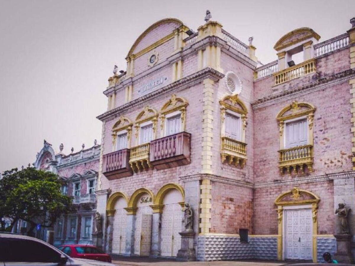 Concierto gratuito de la Banda Comfort en el Teatro Adolfo Mejía