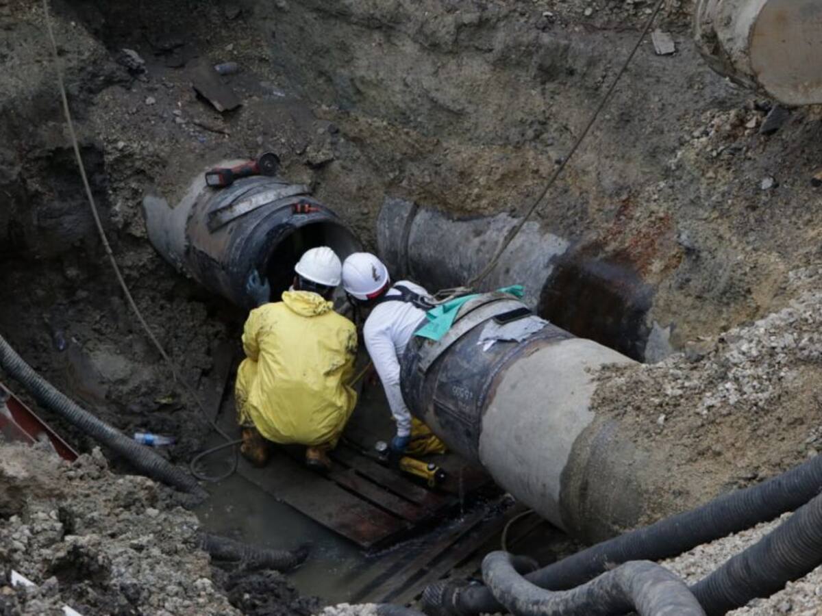 Reparación de tramo de tubería averiado en Cartagena avanza en un 75%