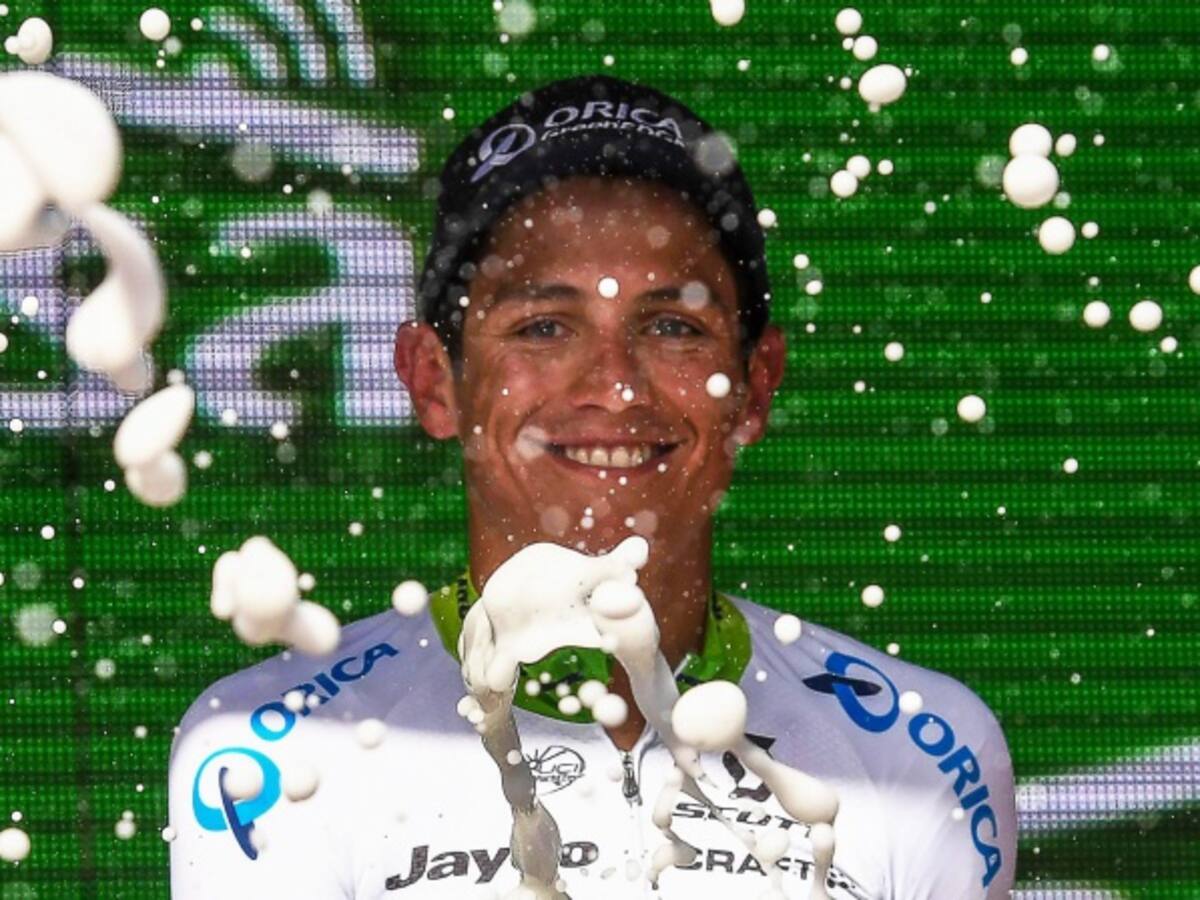 Esteban Chaves conquista el Giro de Emilia