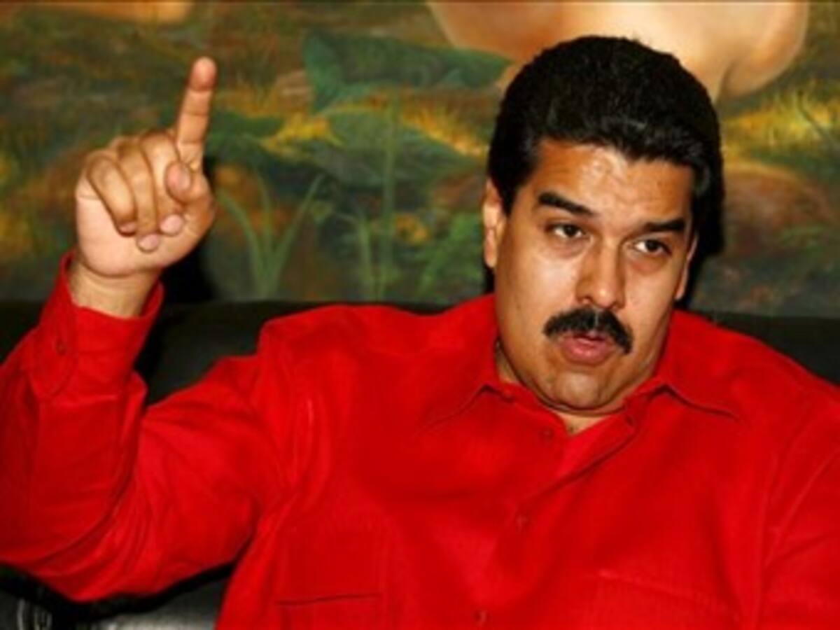 Venezuela niega sobrevuelo de helicóptero sobre Colombia