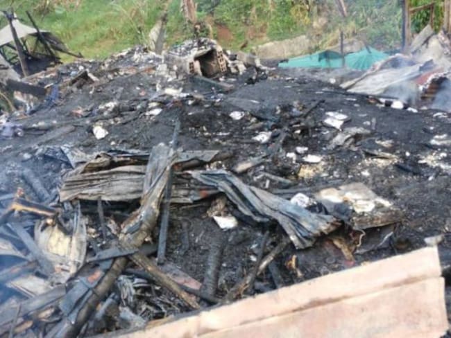 Incendio en Villasanta afectó 21 viviendas y dejó más de 80 damnificados