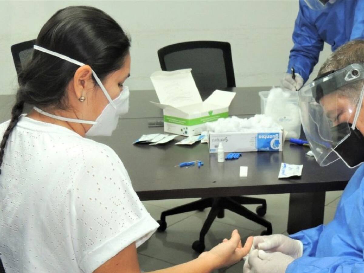 Practican 240 pruebas rápidas de COVID-19 en Magangué, Bolívar