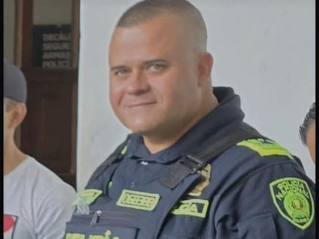 Policía fue asesinado en intento de hurto en Manrique; uno de los atacantes quedó herido