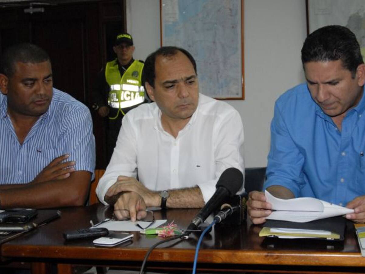 Imponen 3 días de arresto a Gobernador de Bolívar